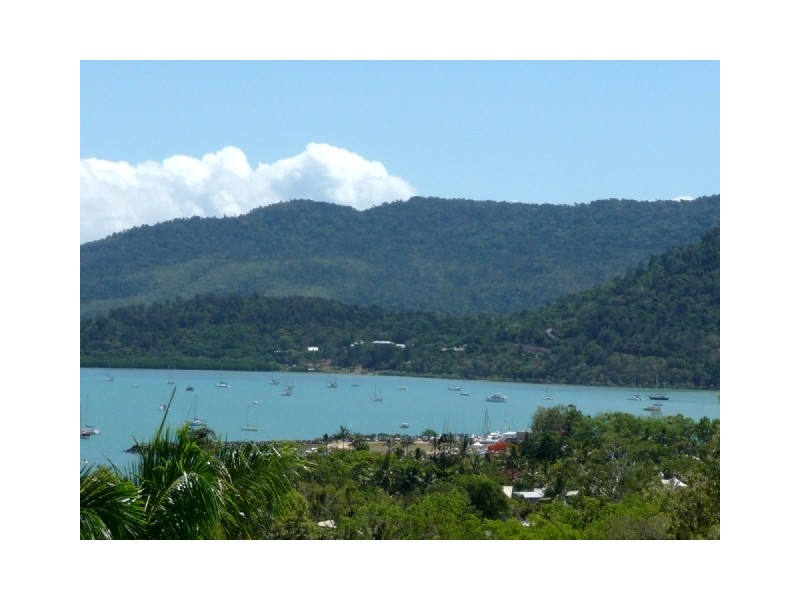 5 Nara Avenue, Airlie Beach QLD 4802