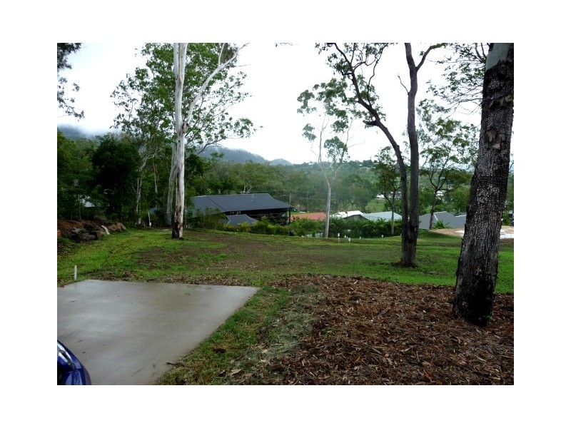 2 Johnswood Road, Cannonvale QLD 4802
