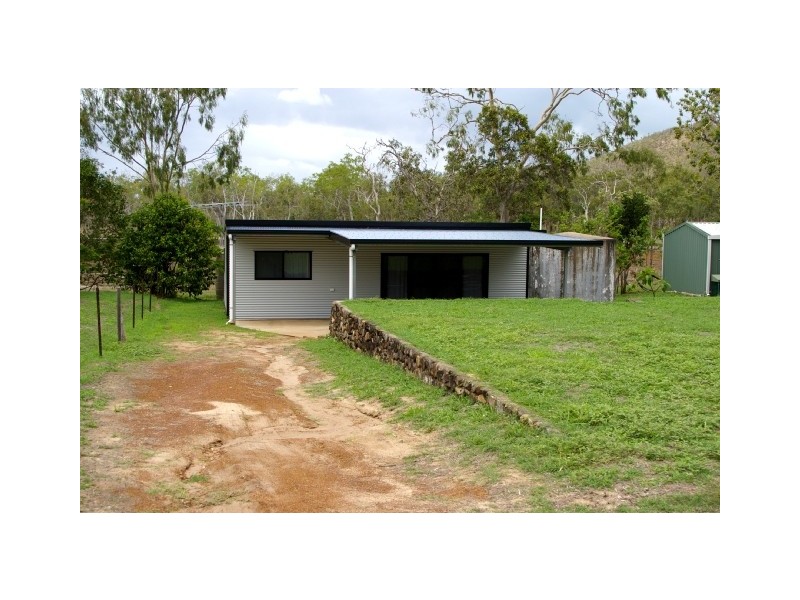 30 Pioneer Drive, Dingo Beach QLD 4800