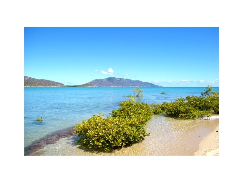 30 Pioneer Drive, Dingo Beach QLD 4800