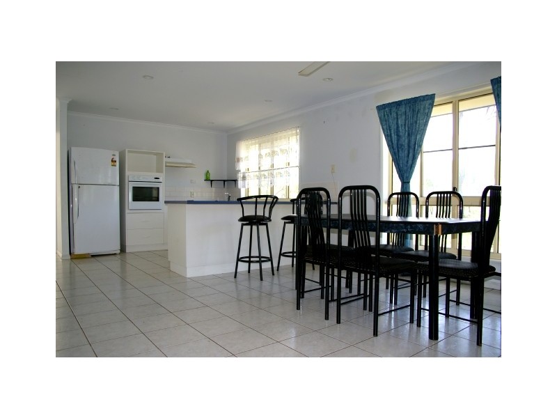 93 Pioneer Drive, Dingo Beach QLD 4800