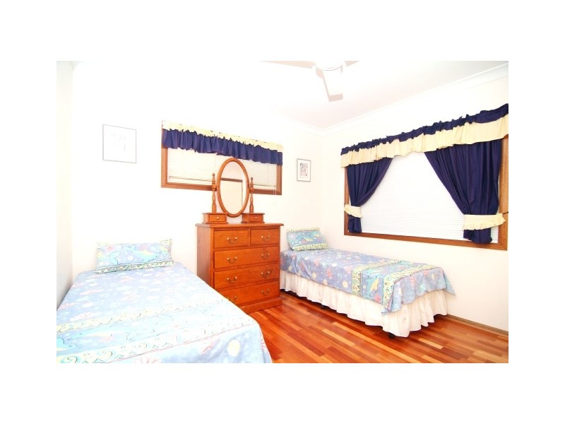 23 Woodwark Crescent, Cannonvale QLD 4802