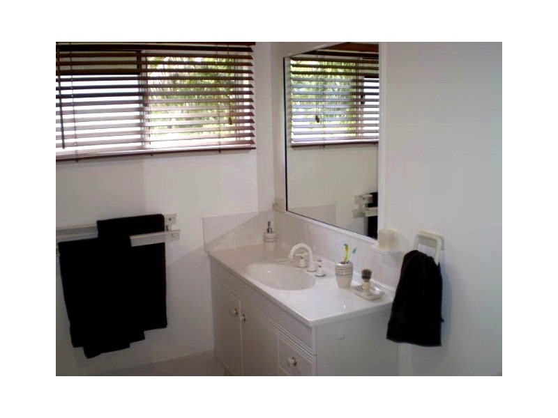 24/24 Sailz, Pandanus Drive, Cannonvale QLD 4802