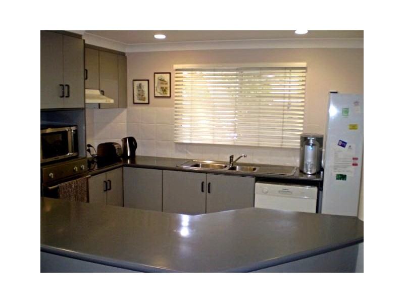 24/24 Sailz, Pandanus Drive, Cannonvale QLD 4802