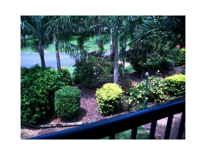 19 Hazelwood Gardens, 20 Island Drive, Cannonvale QLD 4802