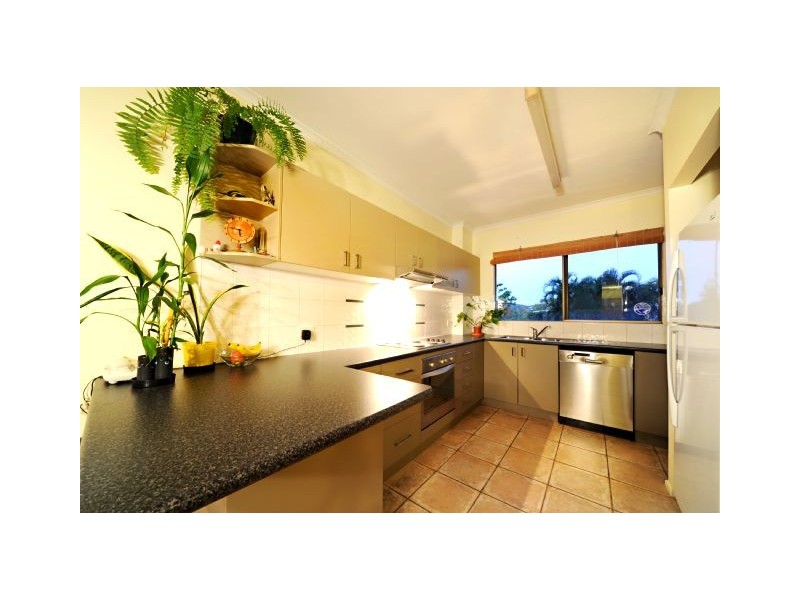 2/5 Lamond Street, Airlie Beach QLD 4802