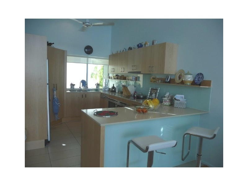 31/18 Azure Sea, Raintree Place, Airlie Beach QLD 4802