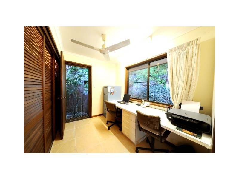 3 Stewart Drive, Cannonvale QLD 4802