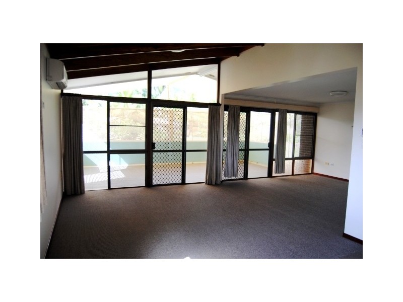 6 Wildlife Road, Jubilee Pocket QLD 4802