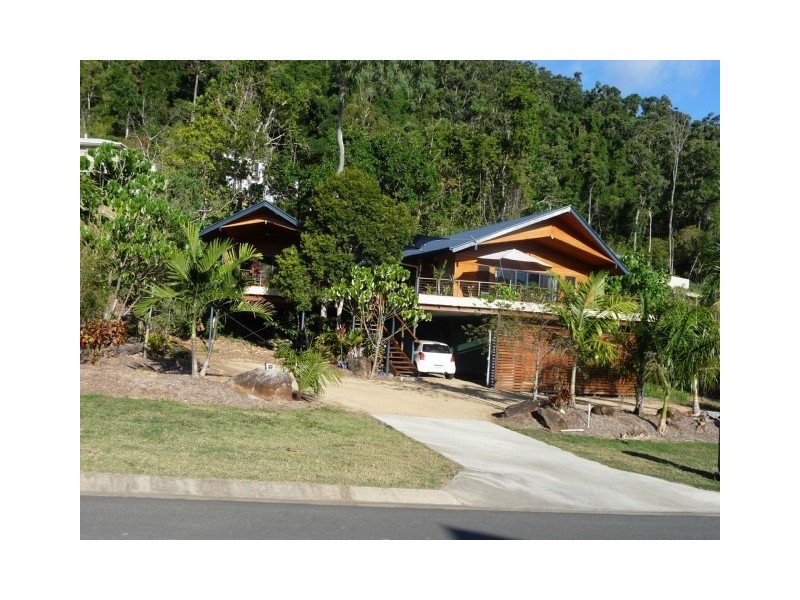 48 Eshelby Drive, Cannonvale QLD 4802