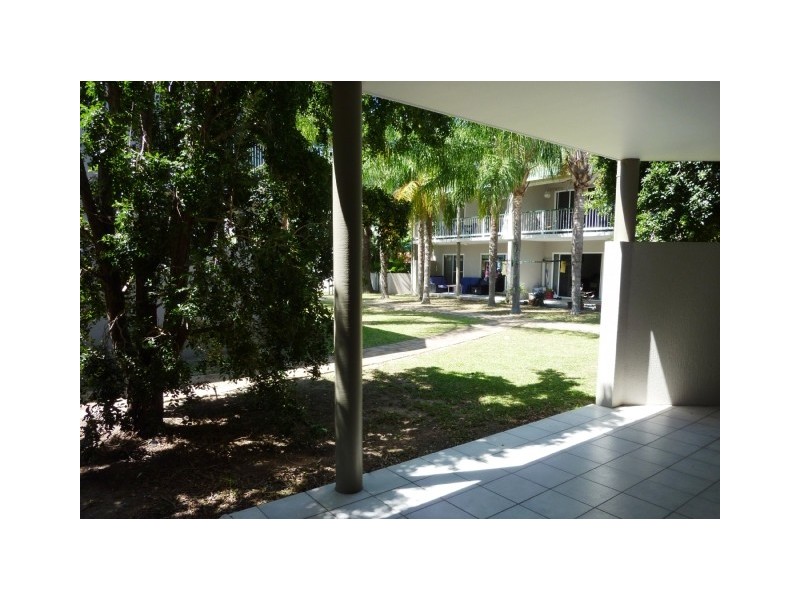 2B/10 Island Court, Island Drive, Cannonvale QLD 4802