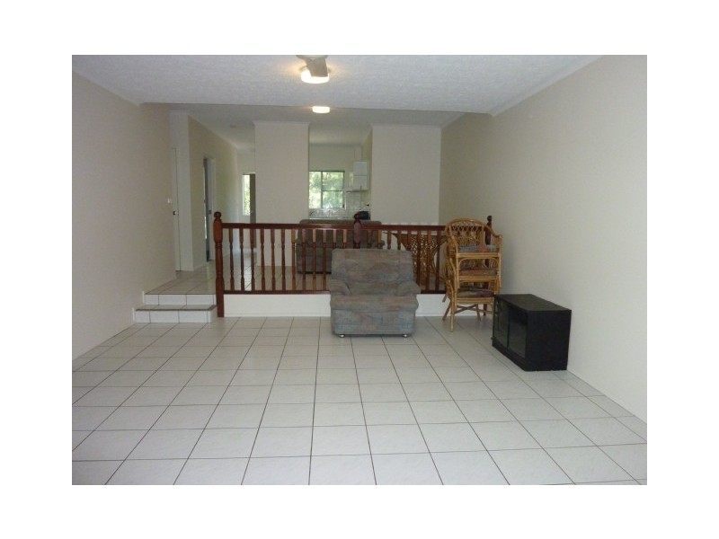 2B/10 Island Court, Island Drive, Cannonvale QLD 4802