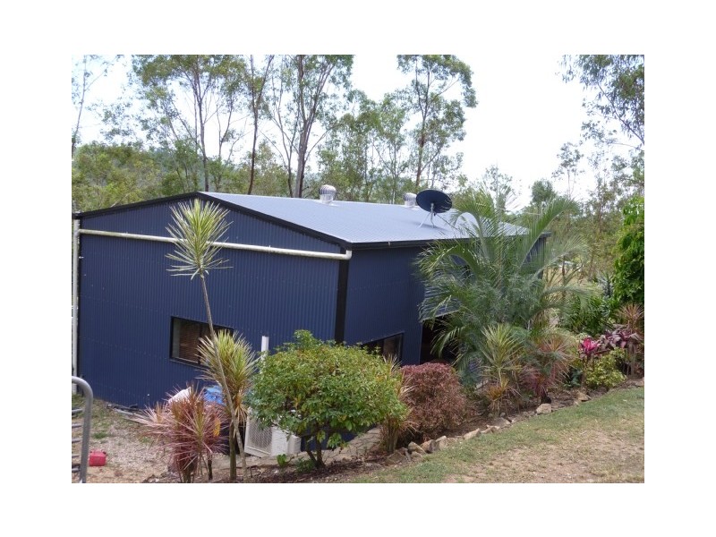 2 Dronley Place, Cannonvale QLD 4802