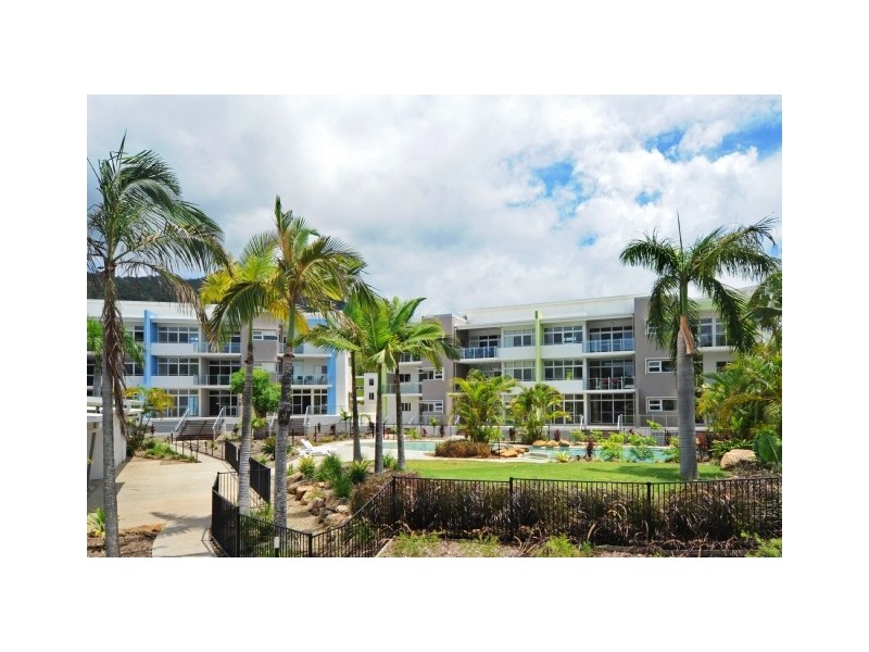 10/65 Tranquile Manooka Drive, Cannonvale QLD 4802