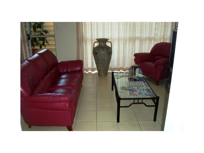 2/3 Maeva Court, Maeva Street, Jubilee Pocket QLD 4802