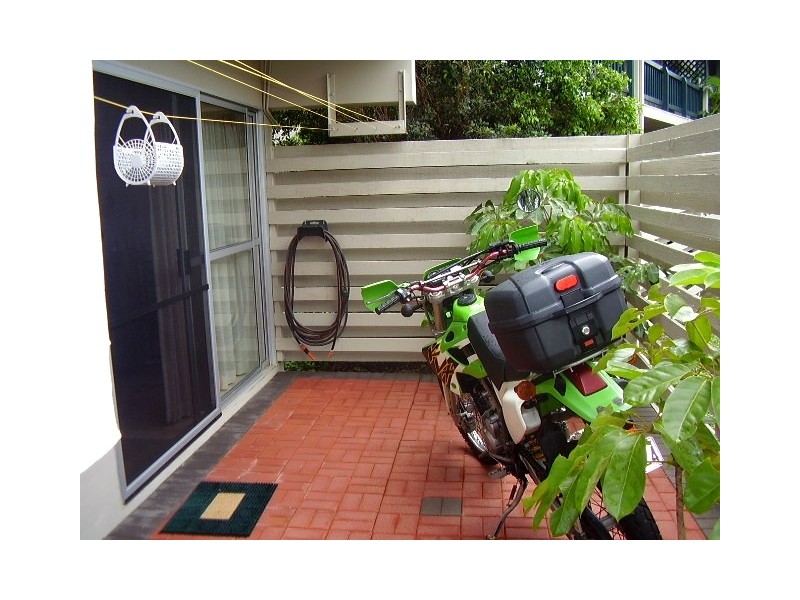 2/3 Maeva Court, Maeva Street, Jubilee Pocket QLD 4802