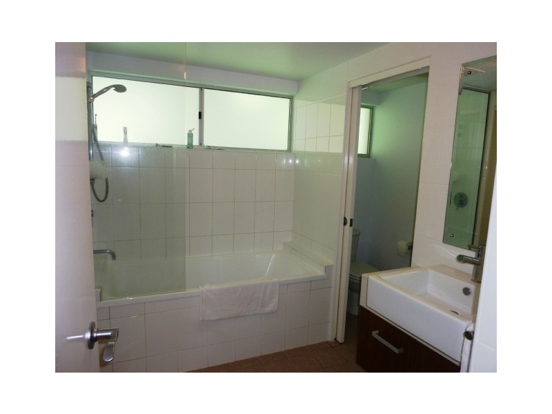 12 & 12A/18 Searene, Seaview Drive, Airlie Beach QLD 4802