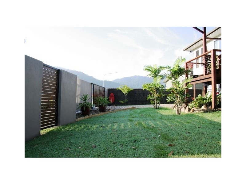 24 Parker Road, Cannonvale QLD 4802