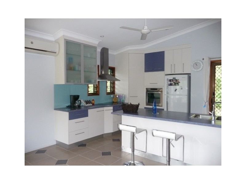 16 Links Drive, Cannonvale QLD 4802