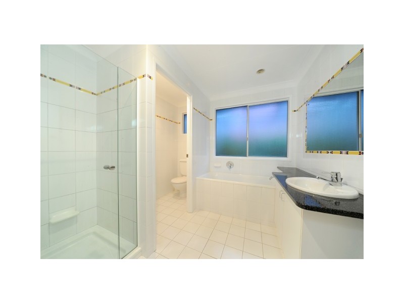 1 Stewart Drive, Cannonvale QLD 4802