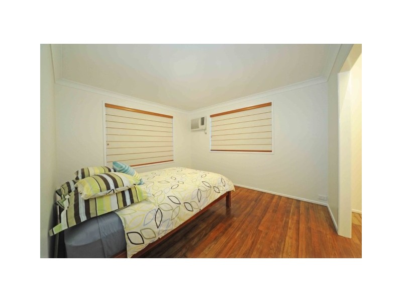 1 Stewart Drive, Cannonvale QLD 4802