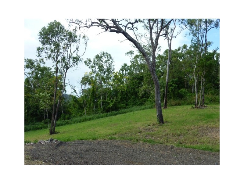 57 Parkland Drive, Cannonvale QLD 4802