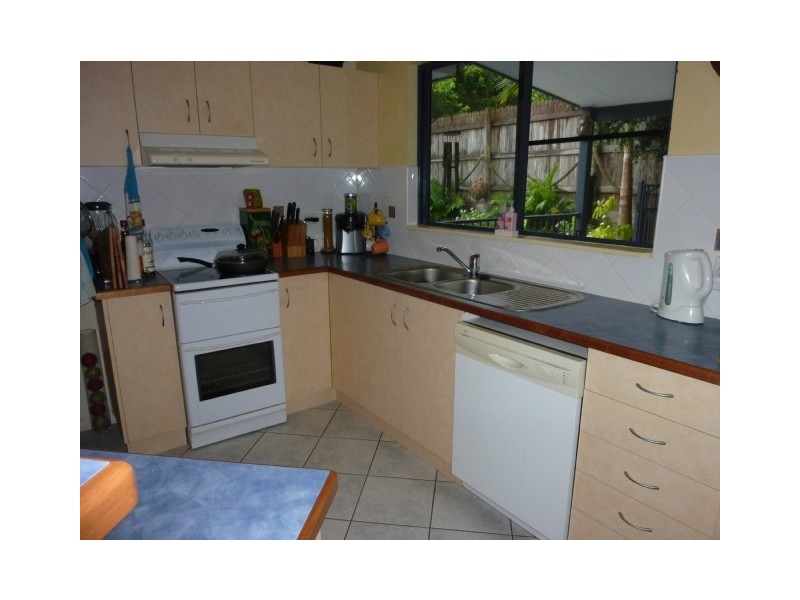 10 Duell Road, Cannonvale QLD 4802