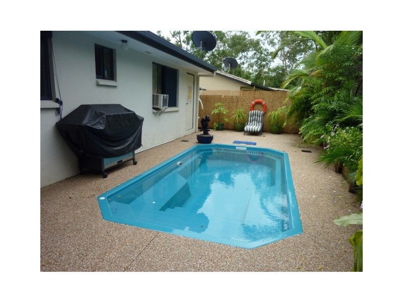 10 Duell Road, Cannonvale QLD 4802