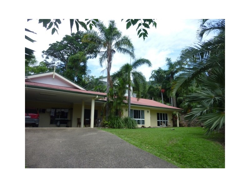 19 Island Drive, Cannonvale QLD 4802