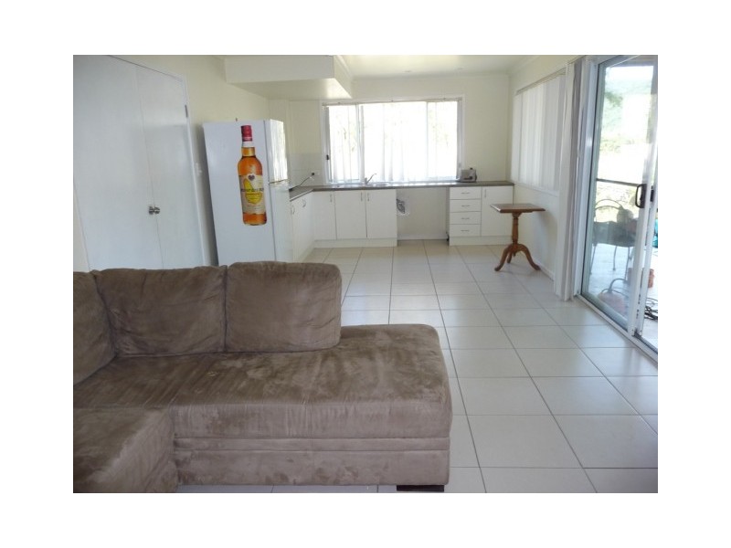 4 Moonlight Drive, Jubilee Pocket QLD 4802