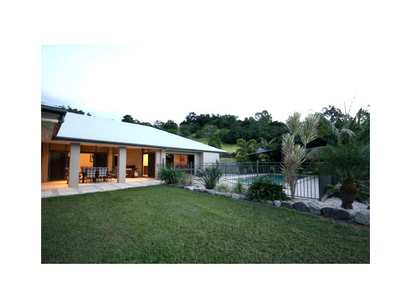 64 Stanley Drive, Cannonvale QLD 4802