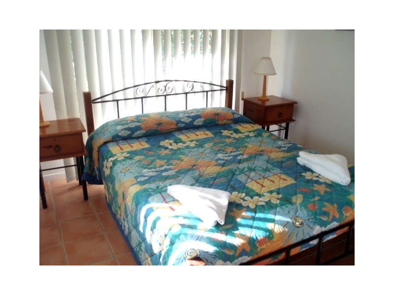 7/24 Beach Road, Cannonvale QLD 4802