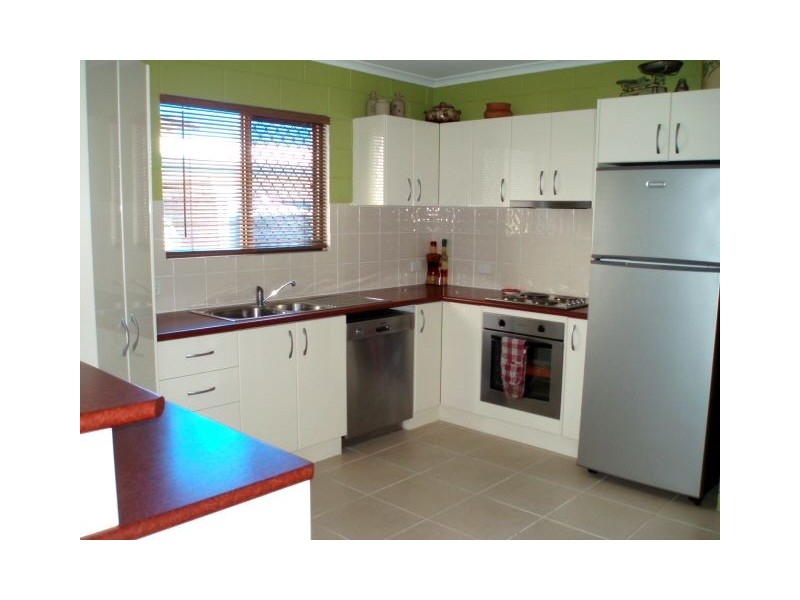 106 GLoucester Avenue, Hideaway Bay QLD 4800