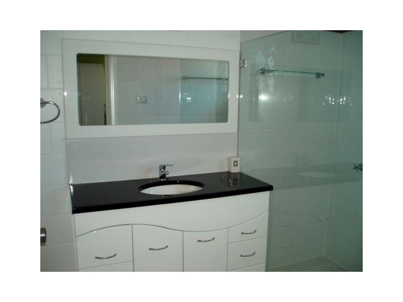 106 GLoucester Avenue, Hideaway Bay QLD 4800