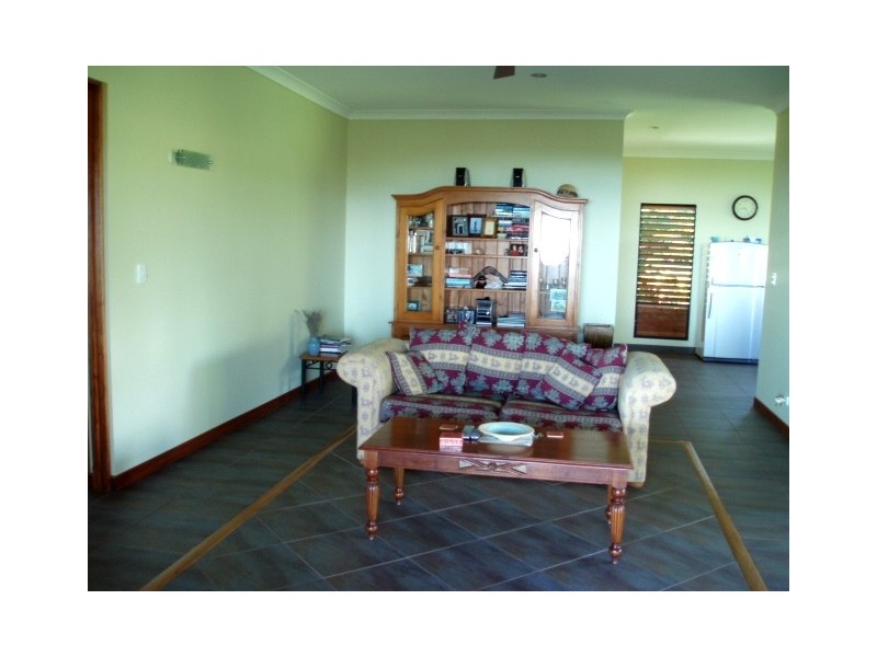 36 Parkwood Terrace, Cannonvale QLD 4802