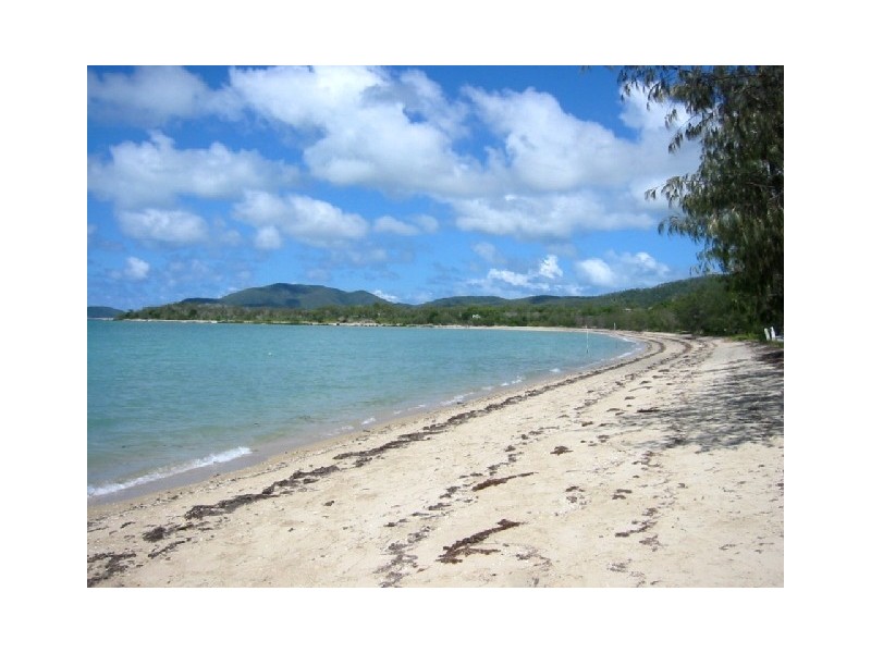 61 Trochus Street, Dingo Beach QLD 4800