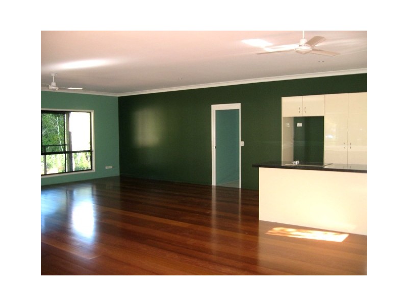 41 Eshelby Drive, Cannonvale QLD 4802
