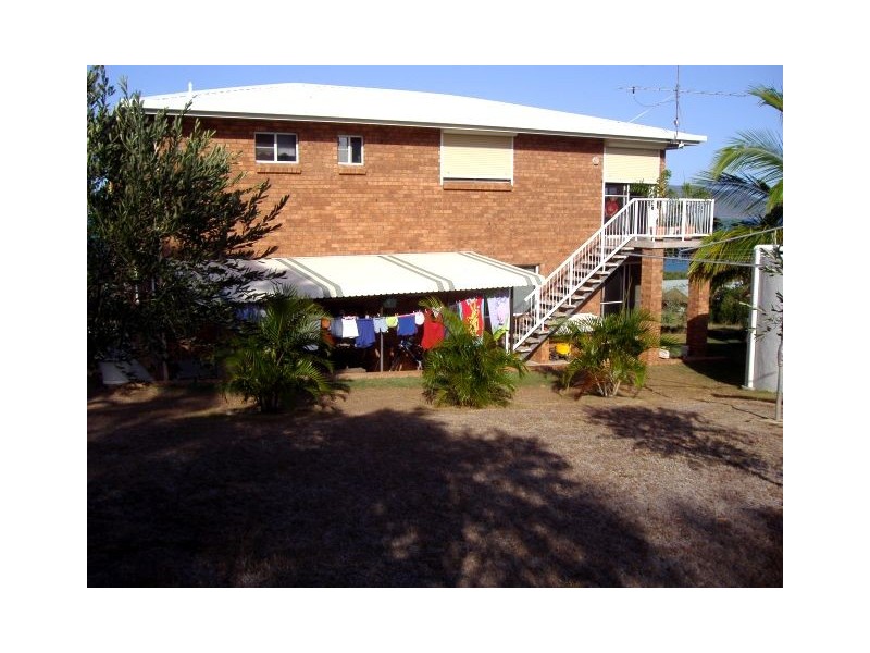 6 Blackcurrent Drive, Hideaway Bay QLD 4800