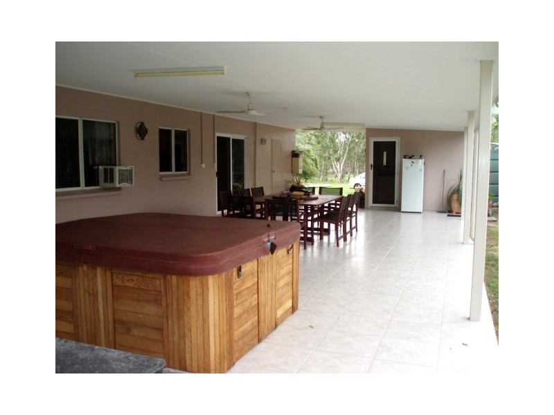 126 Hydeaway Bay Road, Hideaway Bay QLD 4800