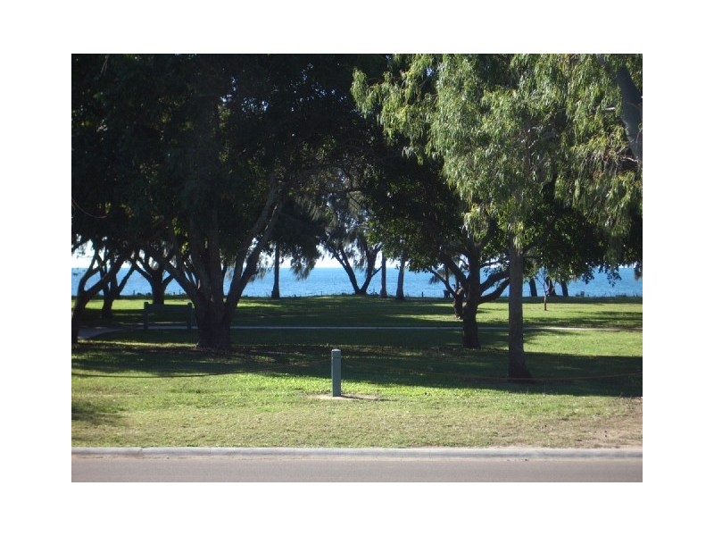 1/87A Horseshoe Bay Road, Bowen QLD 4805