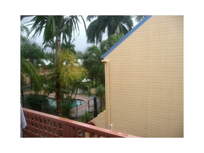 3/11 Island Close Apts, Island Drive, Cannonvale QLD 4802