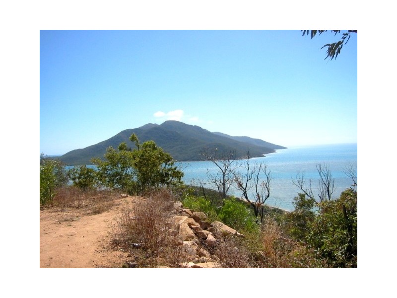 Lot 379 Gloucester Avenue, Hideaway Bay QLD 4800