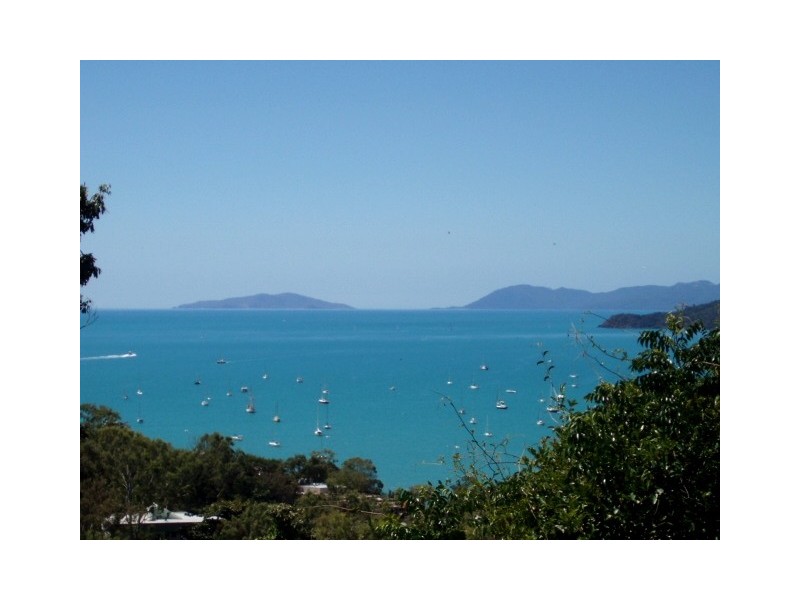 15 Kara Crescent, Airlie Beach QLD 4802
