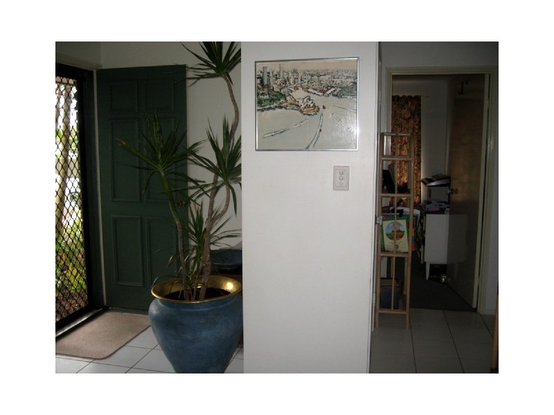 8 Kingfisher Terrace, Jubilee Pocket QLD 4802