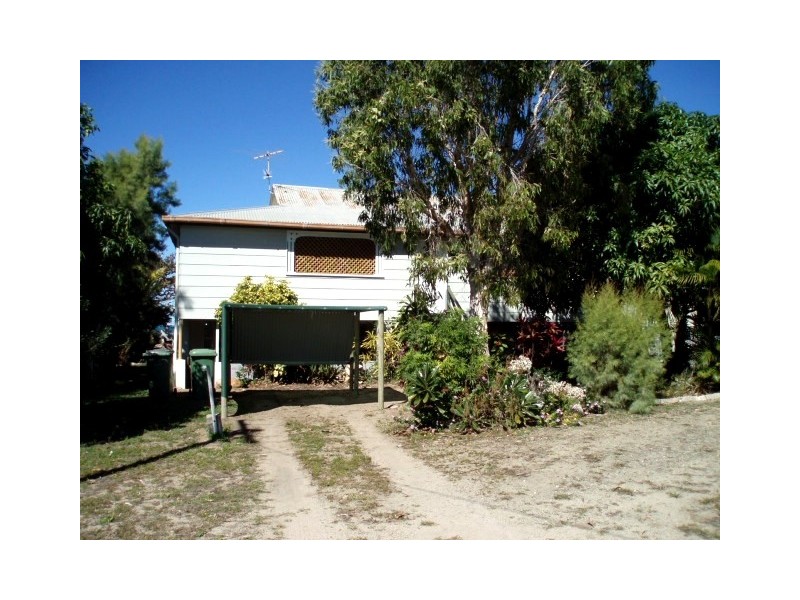 9 Thomas Street, Bowen QLD 4805