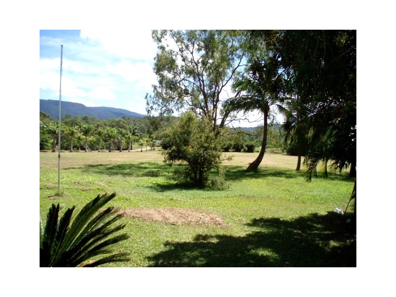 1632 Shute Harbour Road, Cannonvale QLD 4802