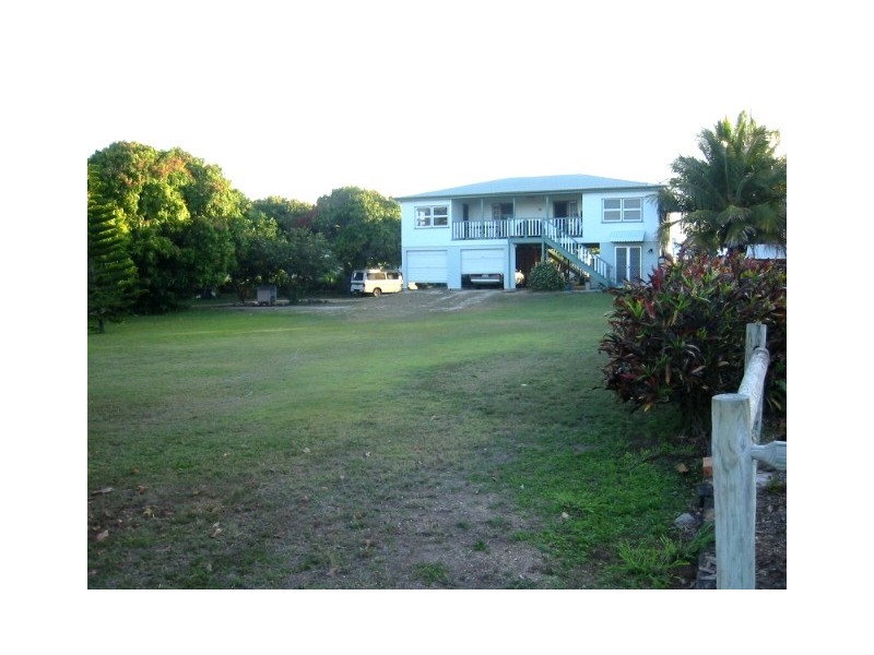 33-35 The Esplanade, Bowen QLD 4805