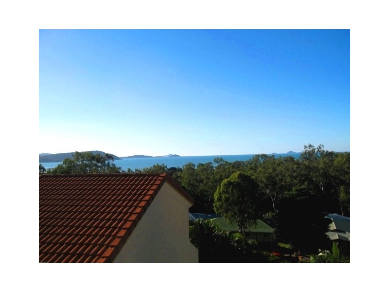 15/12 ‘Reefside Villas’ Eshelby Drive, Cannonvale QLD 4802