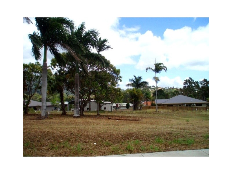 6 Linscot Close, Cannonvale QLD 4802