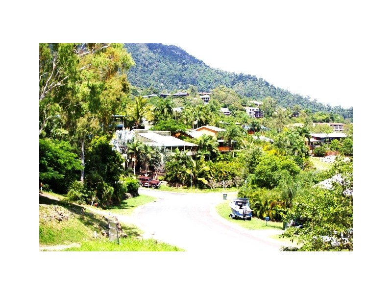 19 Jones Road, Cannonvale QLD 4802
